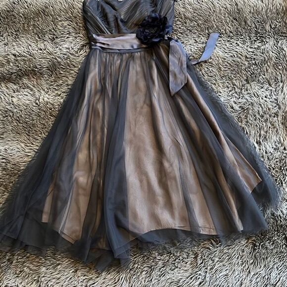 Monsoon Dresses & Skirts - Monsoon strapless grey midi dress